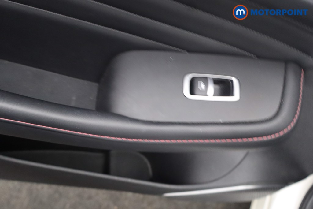 Mg Motor Uk HS Exclusive Automatic Petrol SUV - Stock Number (1648945) - 31st supplementary image