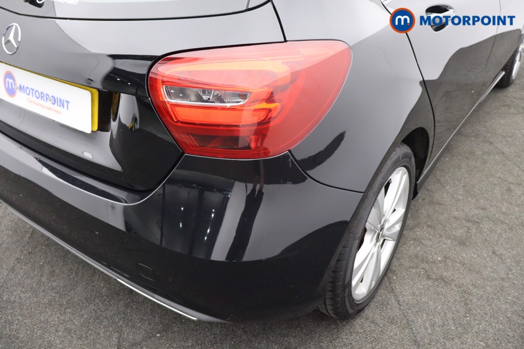 Mercedes-Benz A Class Sport Manual Petrol Hatchback - Stock Number (1648975) - 14th supplementary image