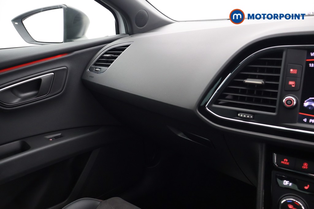 Seat Leon Fr Black Edition Manual Petrol Hatchback - Stock Number (1649122) - 9th supplementary image