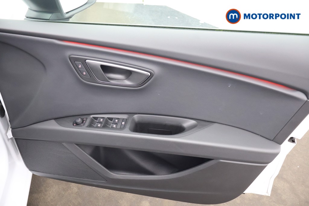 Seat Leon Fr Black Edition Manual Petrol Hatchback - Stock Number (1649122) - 11th supplementary image