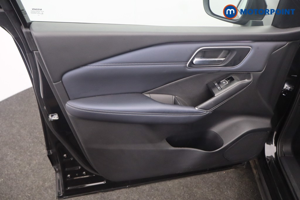 Nissan Qashqai Tekna Automatic Petrol SUV - Stock Number (1649417) - 30th supplementary image