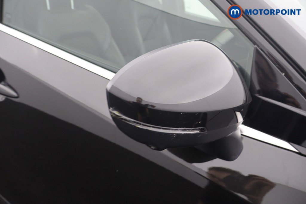 Nissan Qashqai Tekna Automatic Petrol SUV - Stock Number (1649417) - 39th supplementary image