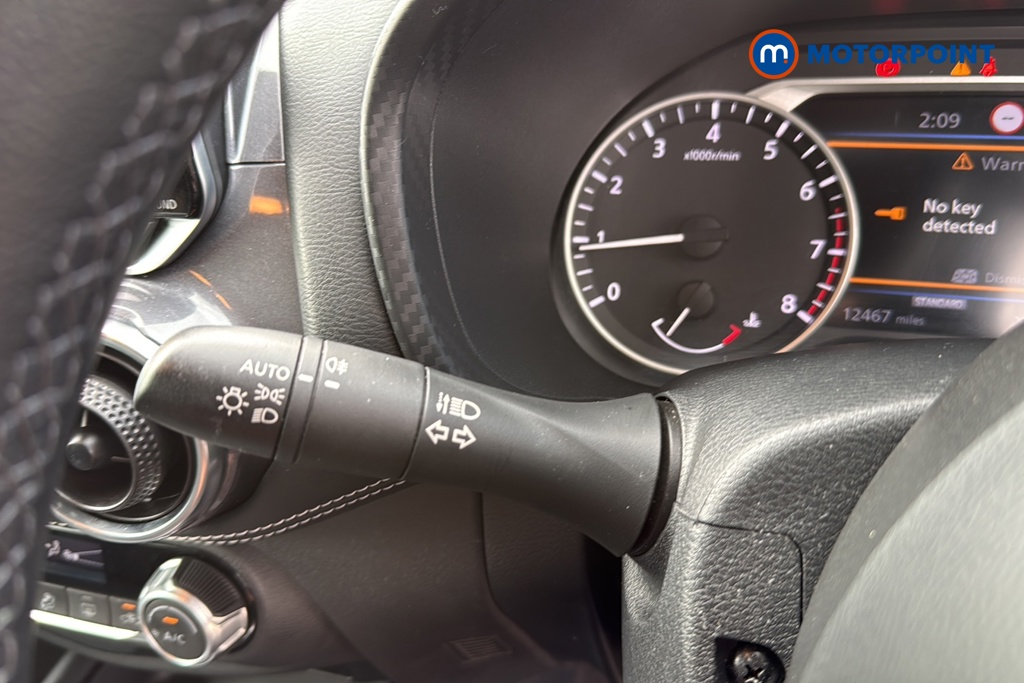 Nissan Juke N-Connecta Manual Petrol SUV - Stock Number (1649576) - 5th supplementary image