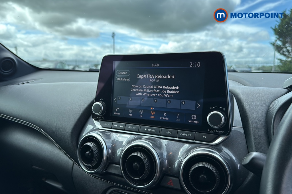 Nissan Juke N-Connecta Manual Petrol SUV - Stock Number (1649576) - 8th supplementary image