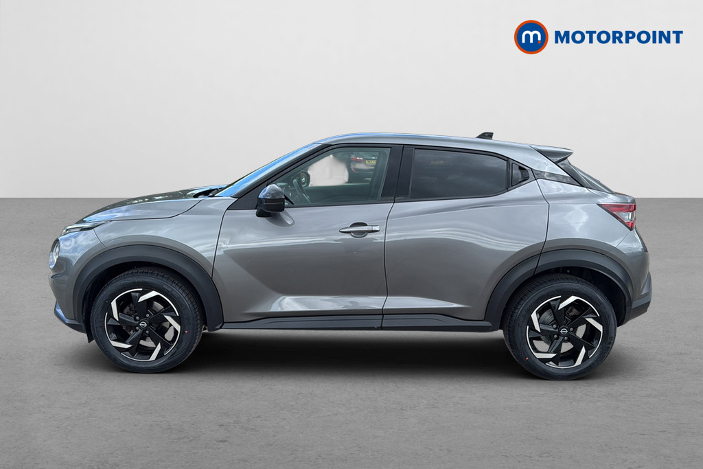 Nissan Juke N-Connecta Manual Petrol SUV - Stock Number (1649576) - Drivers side