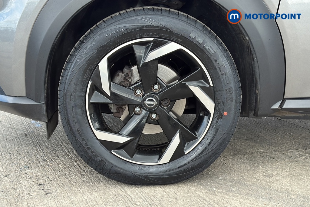 Nissan Juke N-Connecta Manual Petrol SUV - Stock Number (1649576) - 44th supplementary image
