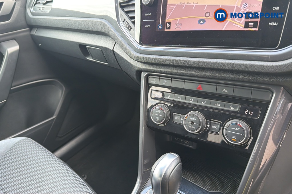 Volkswagen T-Roc R-Line Automatic Petrol SUV - Stock Number (1649699) - 12th supplementary image
