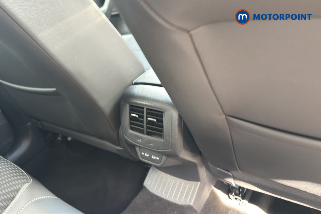 Volkswagen T-Roc R-Line Automatic Petrol SUV - Stock Number (1649699) - 28th supplementary image