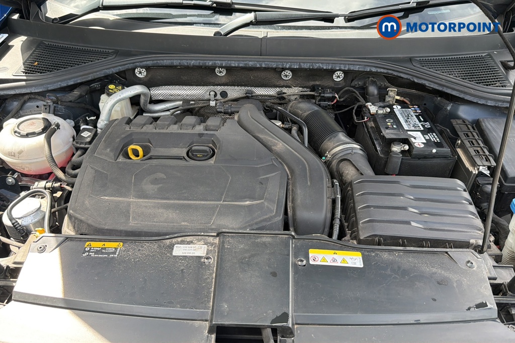 Volkswagen T-Roc R-Line Automatic Petrol SUV - Stock Number (1649699) - 48th supplementary image