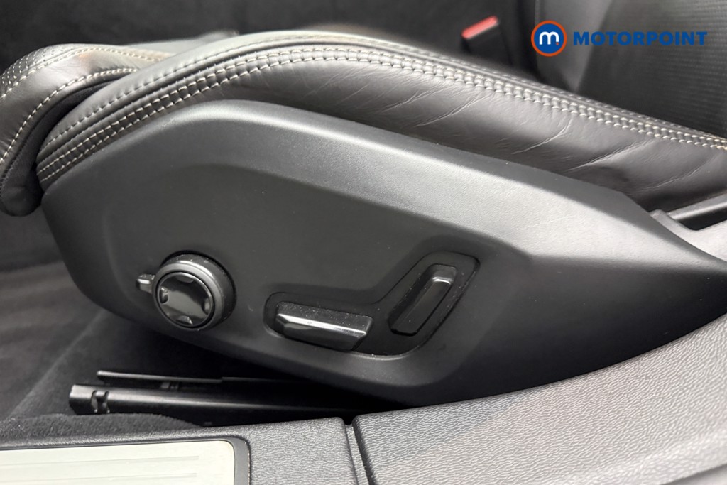 Volvo S60 Inscription Plus Automatic Petrol Saloon - Stock Number (1649716) - 6th supplementary image