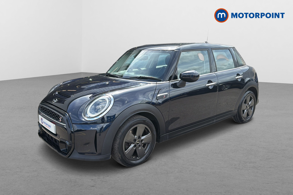 Mini Hatchback Cooper S Classic Automatic Petrol Hatchback - Stock Number (1650281) - Passenger side front corner