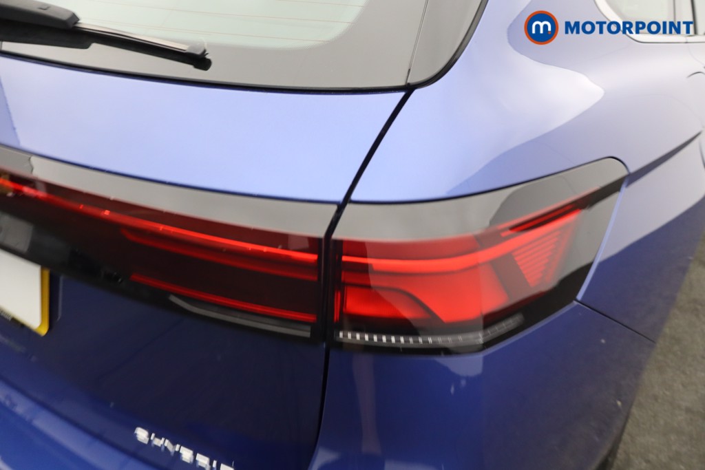 Volkswagen Passat Life Automatic Petrol Plug-In Hybrid Estate - Stock Number (1631415) - 3rd supplementary image