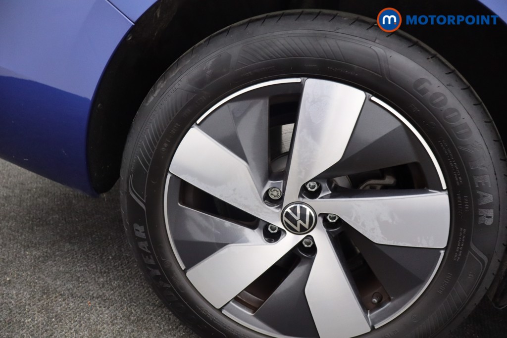 Volkswagen Passat Life Automatic Petrol Plug-In Hybrid Estate - Stock Number (1631415) - 7th supplementary image