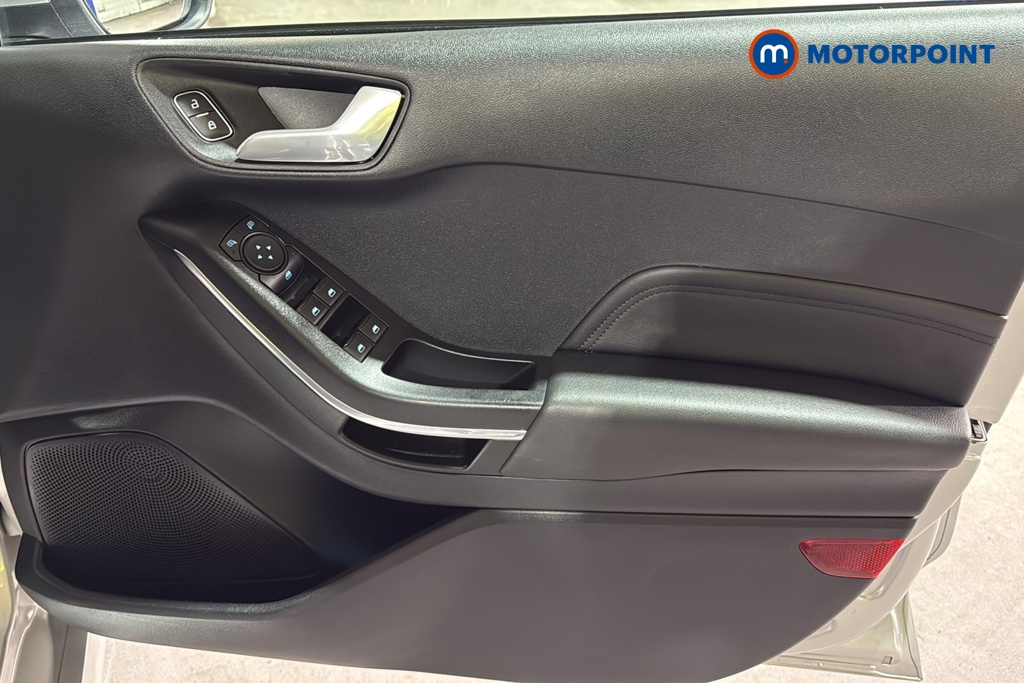 Ford Fiesta St-Line Vignale Automatic Petrol Hatchback - Stock Number (1637378) - 18th supplementary image