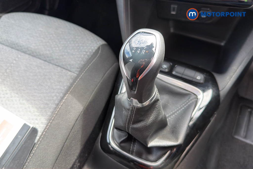 Vauxhall Corsa Design Manual Petrol Hatchback - Stock Number (1638004) - 15th supplementary image