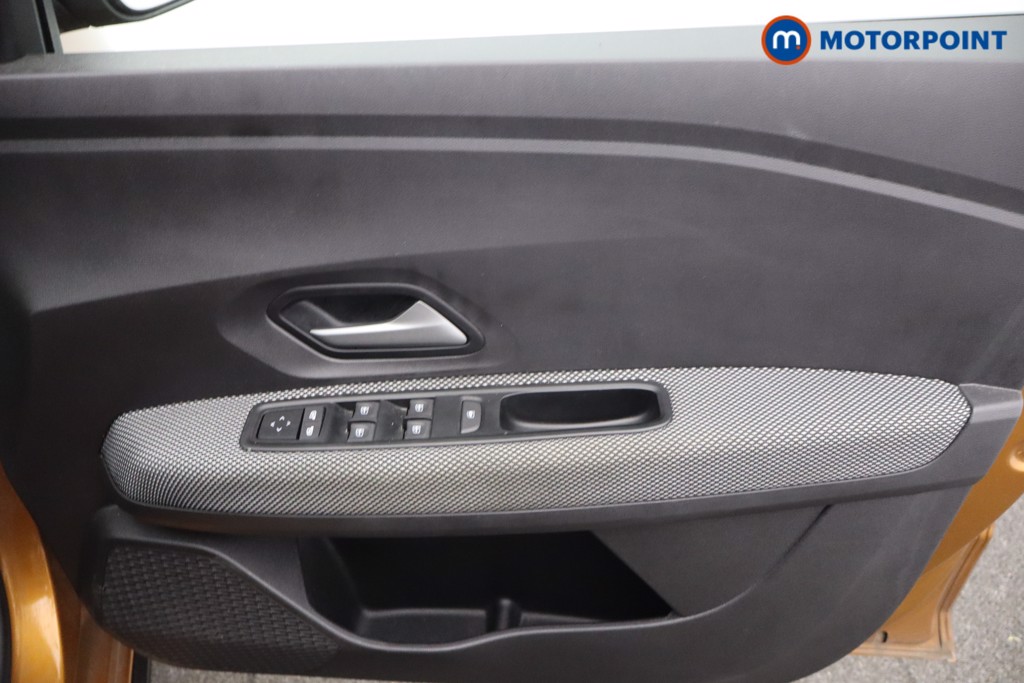 Dacia Sandero Stepway Expression Manual Petrol Hatchback - Stock Number (1641200) - 8th supplementary image