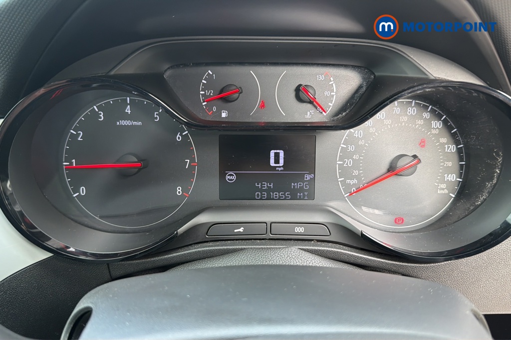 Vauxhall Crossland Griffin Manual Petrol SUV - Stock Number (1641653) - 7th supplementary image