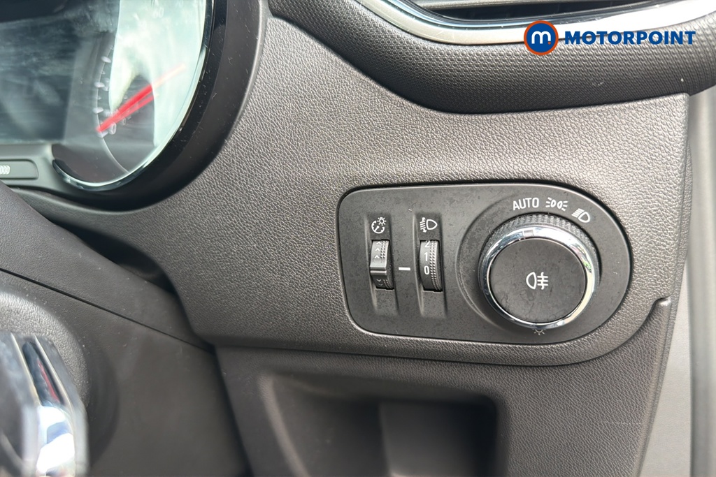 Vauxhall Crossland Griffin Manual Petrol SUV - Stock Number (1641653) - 11th supplementary image
