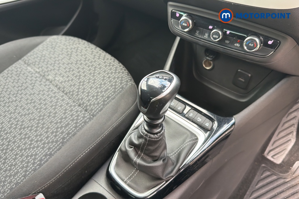 Vauxhall Crossland Griffin Manual Petrol SUV - Stock Number (1641653) - 15th supplementary image