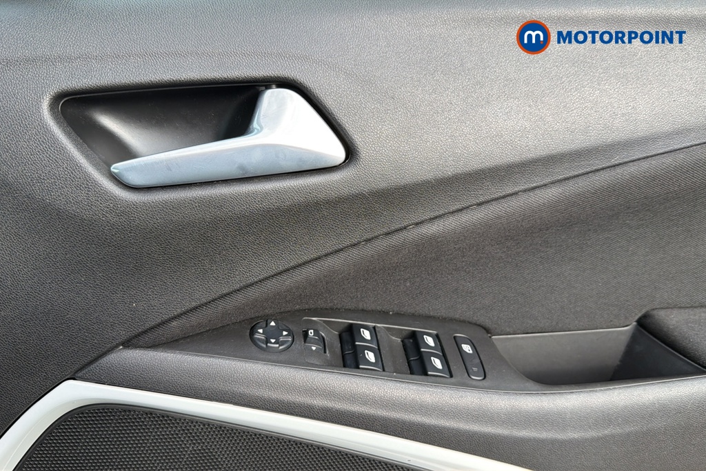 Vauxhall Crossland Griffin Manual Petrol SUV - Stock Number (1641653) - 19th supplementary image