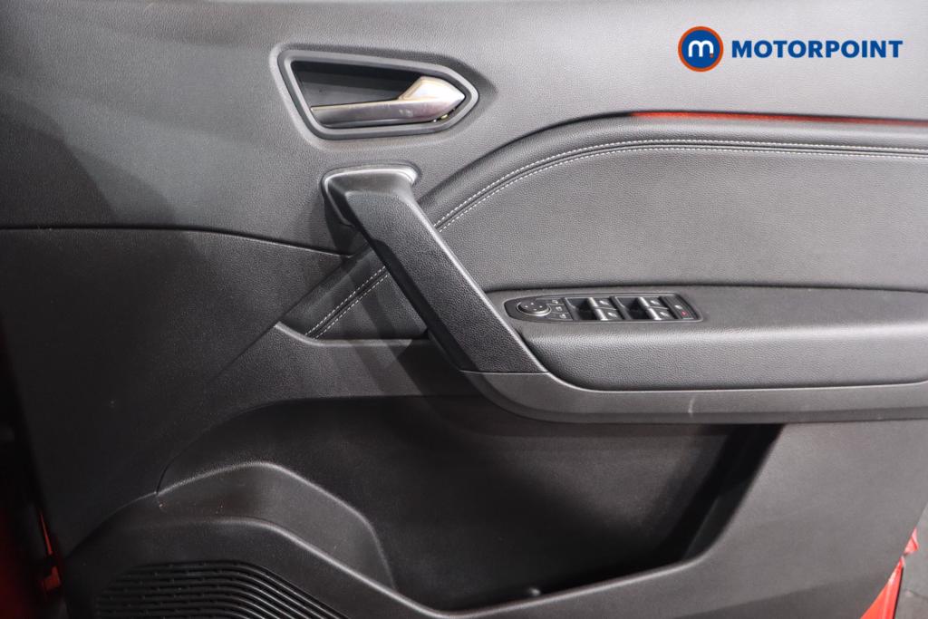 Renault Captur Techno Manual Petrol SUV - Stock Number (1642363) - 9th supplementary image