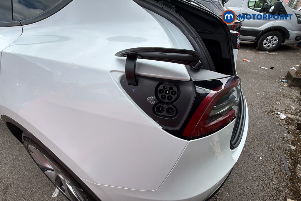Tesla Model Y Rwd 5Dr Auto Automatic Electric SUV - Stock Number (1642556) - 41st supplementary image