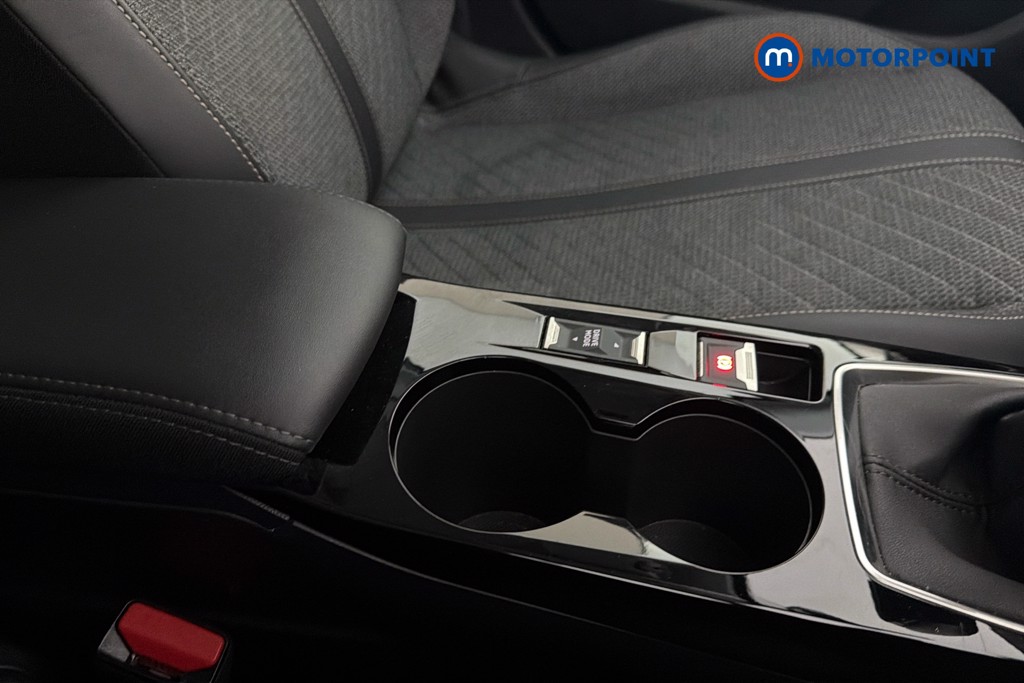 Peugeot 208 Allure Manual Petrol Hatchback - Stock Number (1642571) - 16th supplementary image