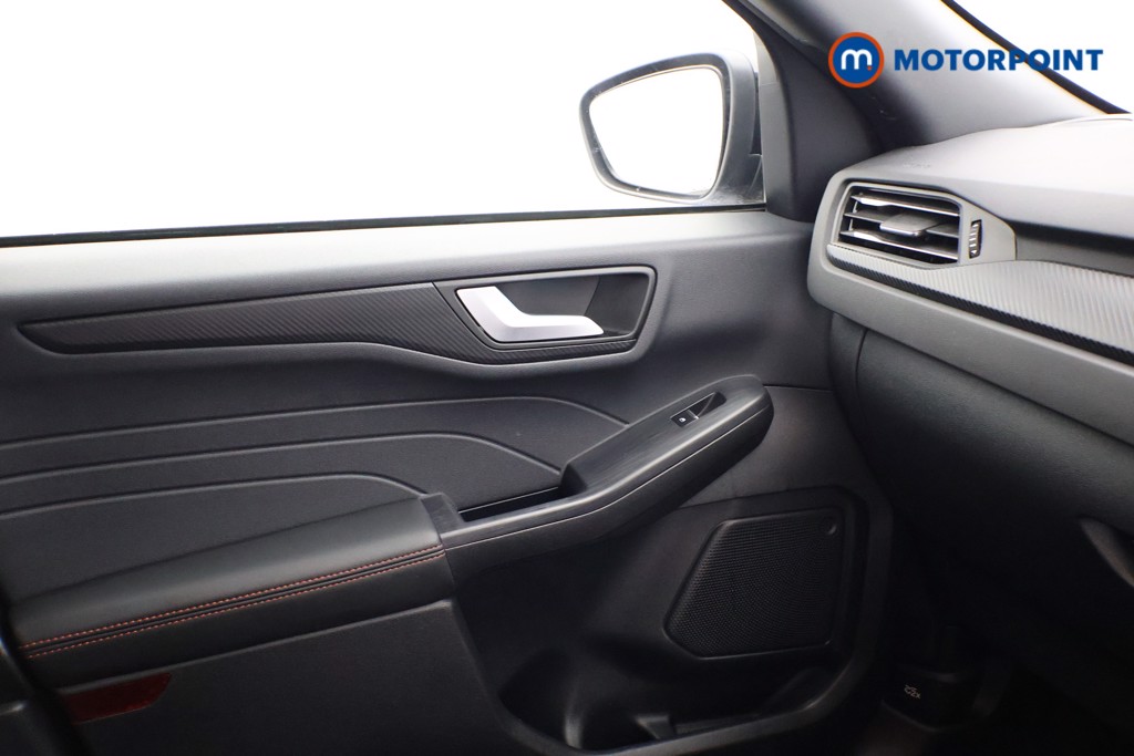 Ford Kuga St-Line Automatic Petrol-Electric Hybrid SUV - Stock Number (1643242) - 10th supplementary image