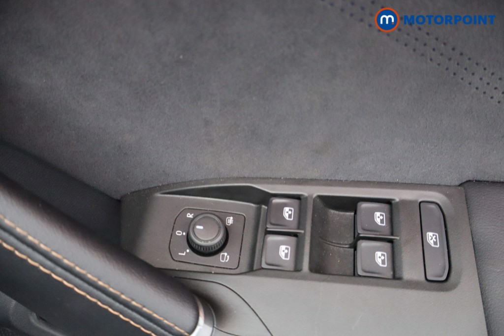 Cupra Formentor V2 Automatic Petrol Plug-In Hybrid SUV - Stock Number (1643356) - 11th supplementary image