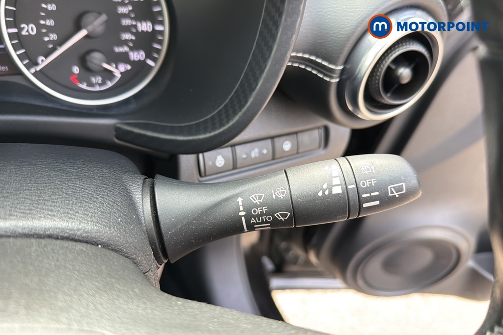 Nissan Juke Tekna Manual Petrol SUV - Stock Number (1644151) - 6th supplementary image