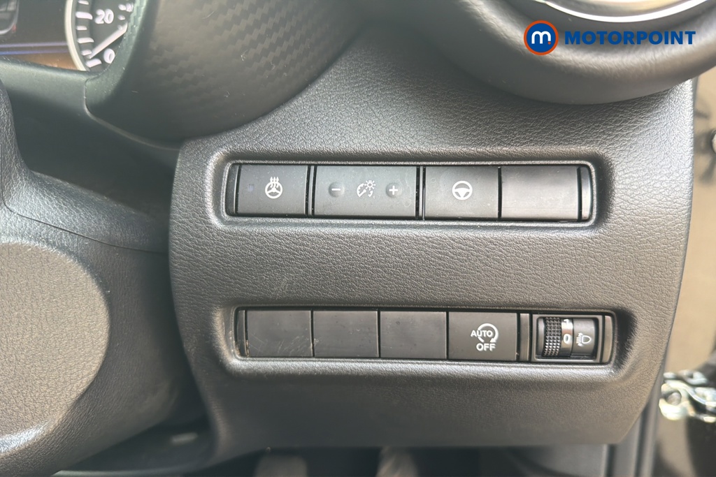Nissan Juke Tekna Manual Petrol SUV - Stock Number (1644151) - 11th supplementary image