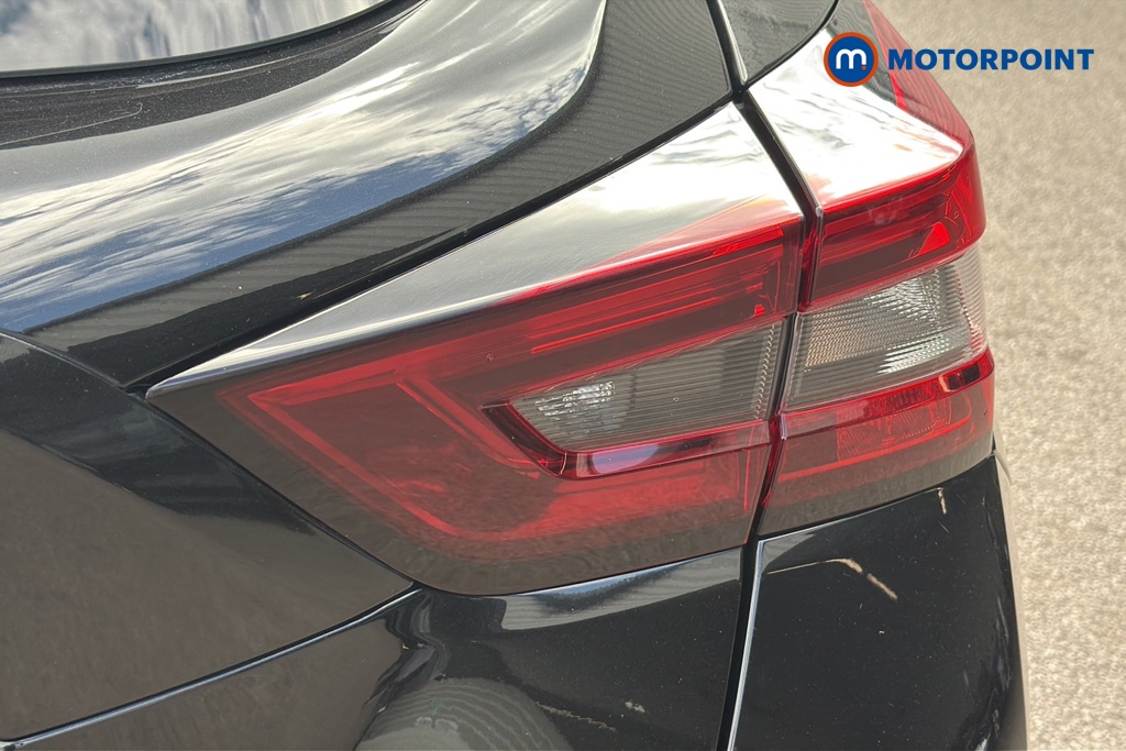 Nissan Juke Tekna Manual Petrol SUV - Stock Number (1644151) - 36th supplementary image