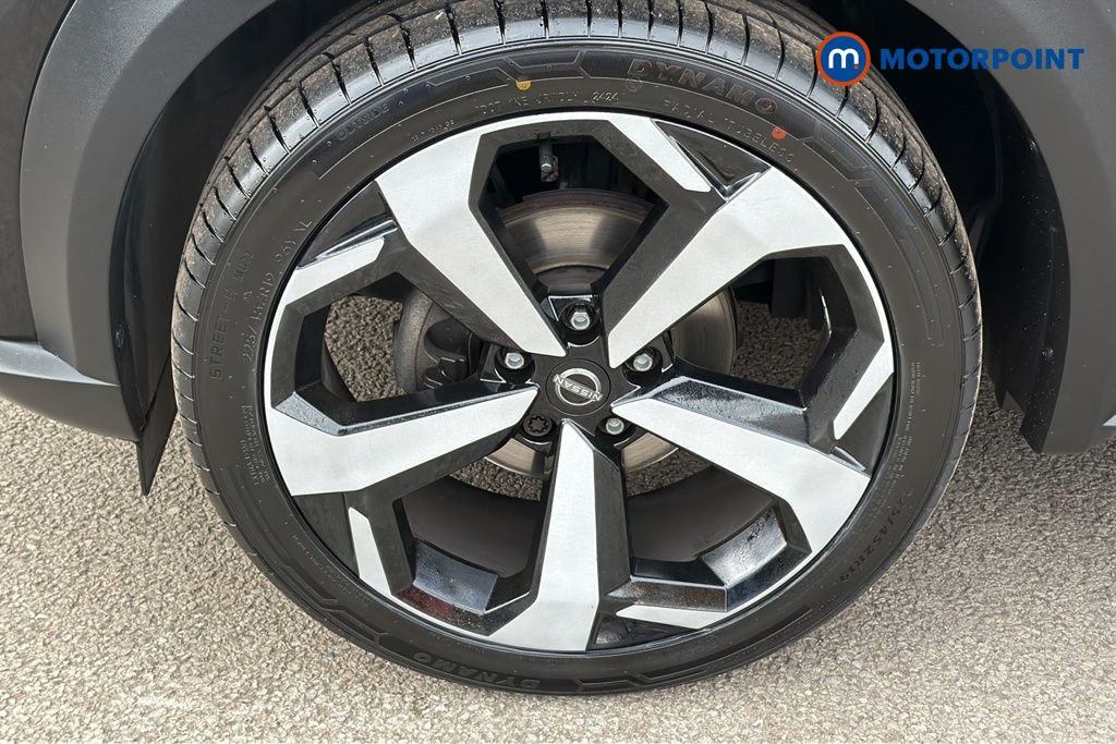Nissan Juke Tekna Manual Petrol SUV - Stock Number (1644151) - 44th supplementary image