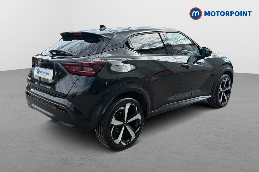 Nissan Juke Tekna Manual Petrol SUV - Stock Number (1644151) - Passenger side rear corner