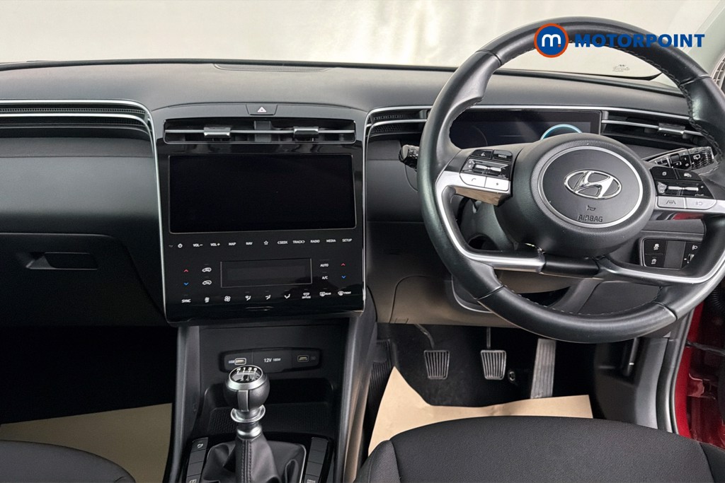 Hyundai Tucson Se Connect Manual Petrol SUV - Stock Number (1644191) - 1st supplementary image