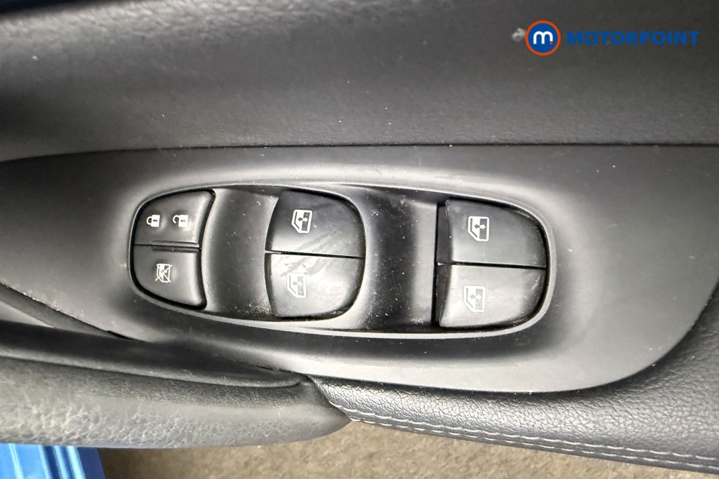 Nissan Qashqai Acenta Premium Manual Petrol SUV - Stock Number (1644278) - 3rd supplementary image