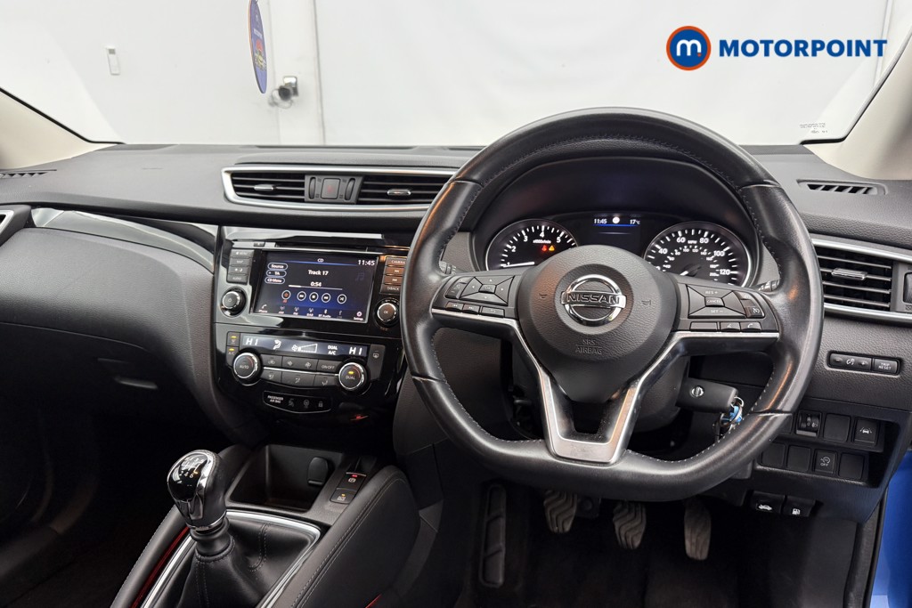 Nissan Qashqai Acenta Premium Manual Petrol SUV - Stock Number (1644278) - 1st supplementary image