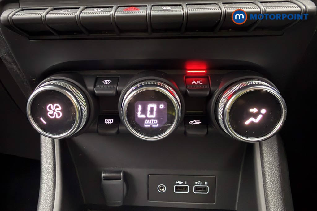 Renault Captur Techno Automatic Petrol-Electric Hybrid SUV - Stock Number (1644299) - 7th supplementary image