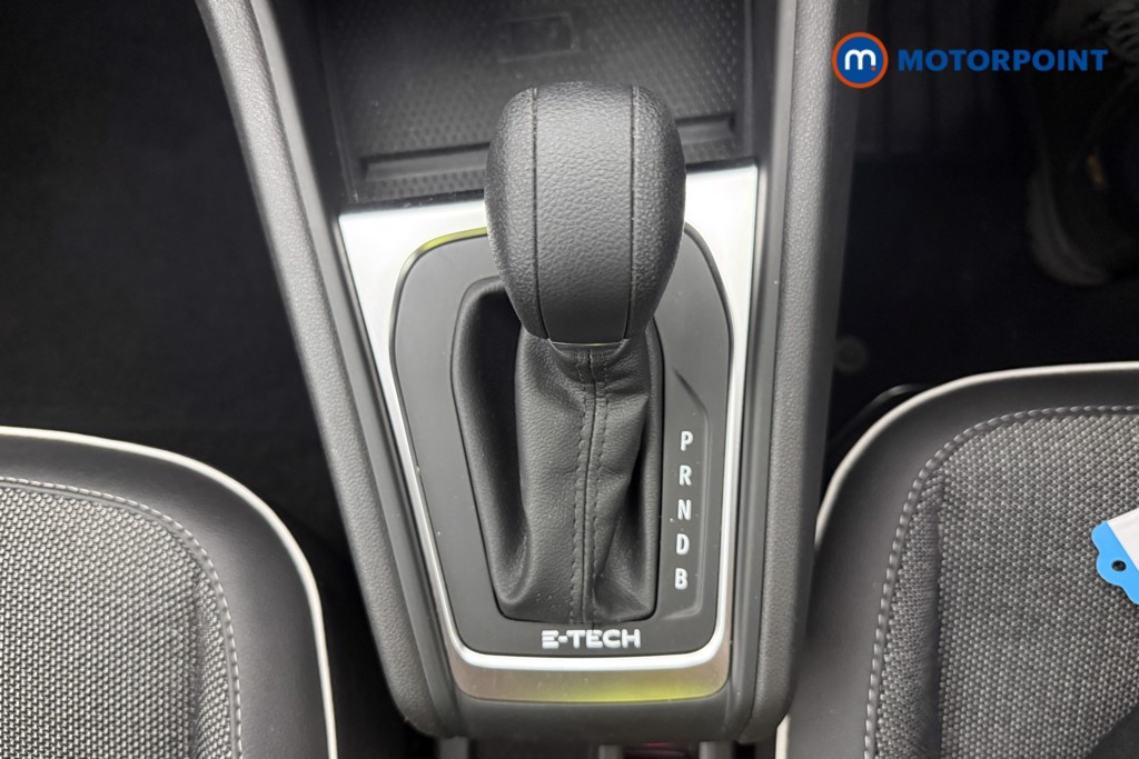 Renault Captur Techno Automatic Petrol-Electric Hybrid SUV - Stock Number (1644299) - 8th supplementary image