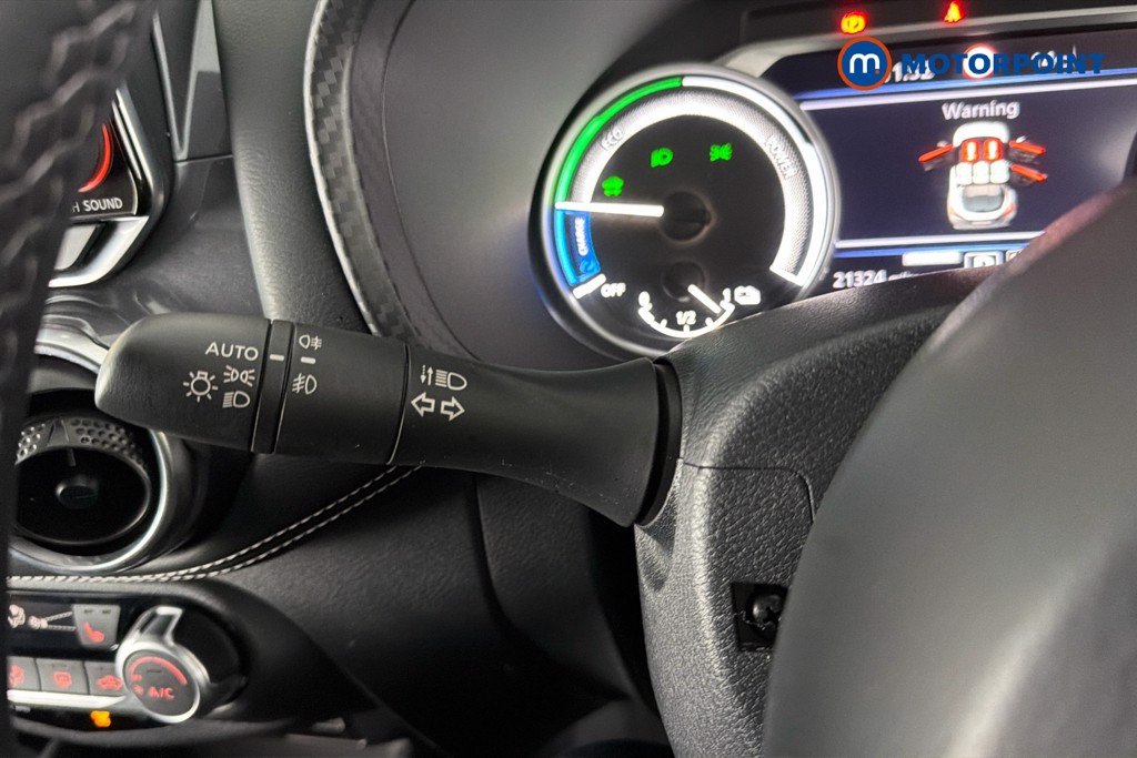 Nissan Juke Tekna Automatic Petrol-Electric Hybrid SUV - Stock Number (1644361) - 6th supplementary image