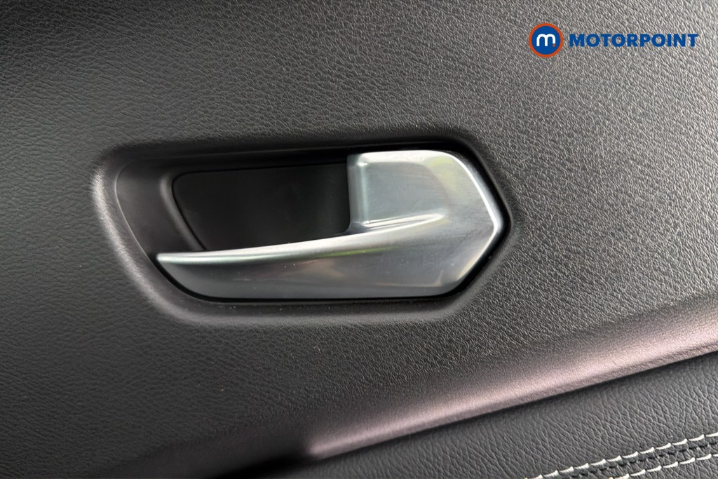 Nissan Juke Tekna Automatic Petrol-Electric Hybrid SUV - Stock Number (1644361) - 42nd supplementary image