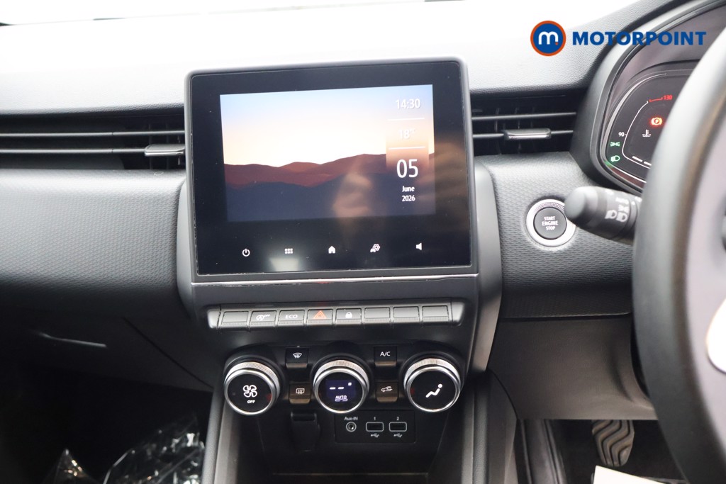 Renault Clio Evolution Manual Petrol Hatchback - Stock Number (1644601) - 7th supplementary image