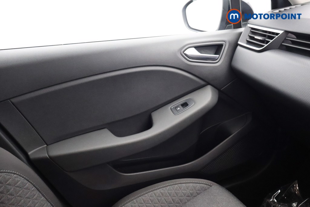 Renault Clio Evolution Manual Petrol Hatchback - Stock Number (1644601) - 10th supplementary image
