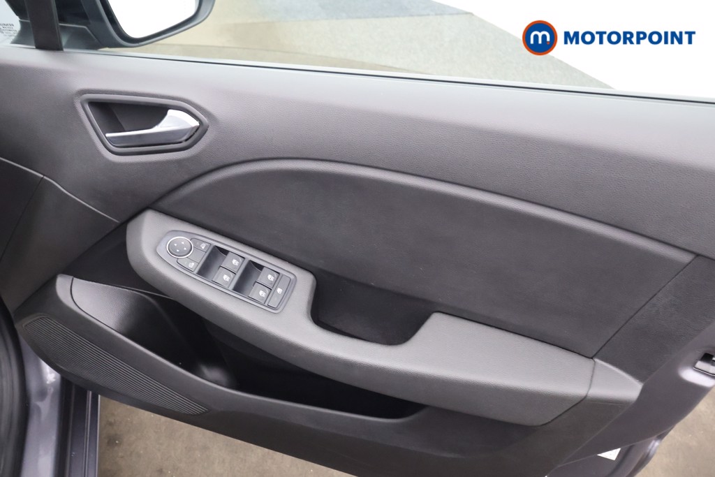 Renault Clio Evolution Manual Petrol Hatchback - Stock Number (1644601) - 11th supplementary image