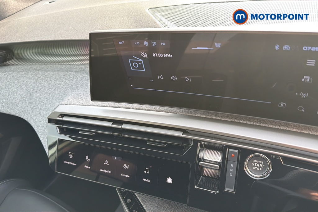 Peugeot 5008 GT Automatic Electric SUV - Stock Number (1644657) - 8th supplementary image