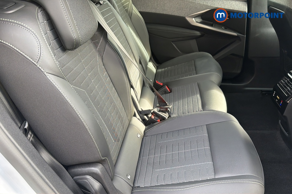 Peugeot 5008 GT Automatic Electric SUV - Stock Number (1644657) - 25th supplementary image
