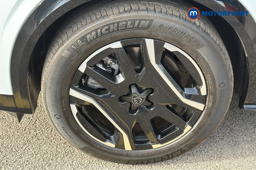 Peugeot 5008 GT Automatic Electric SUV - Stock Number (1644657) - 44th supplementary image