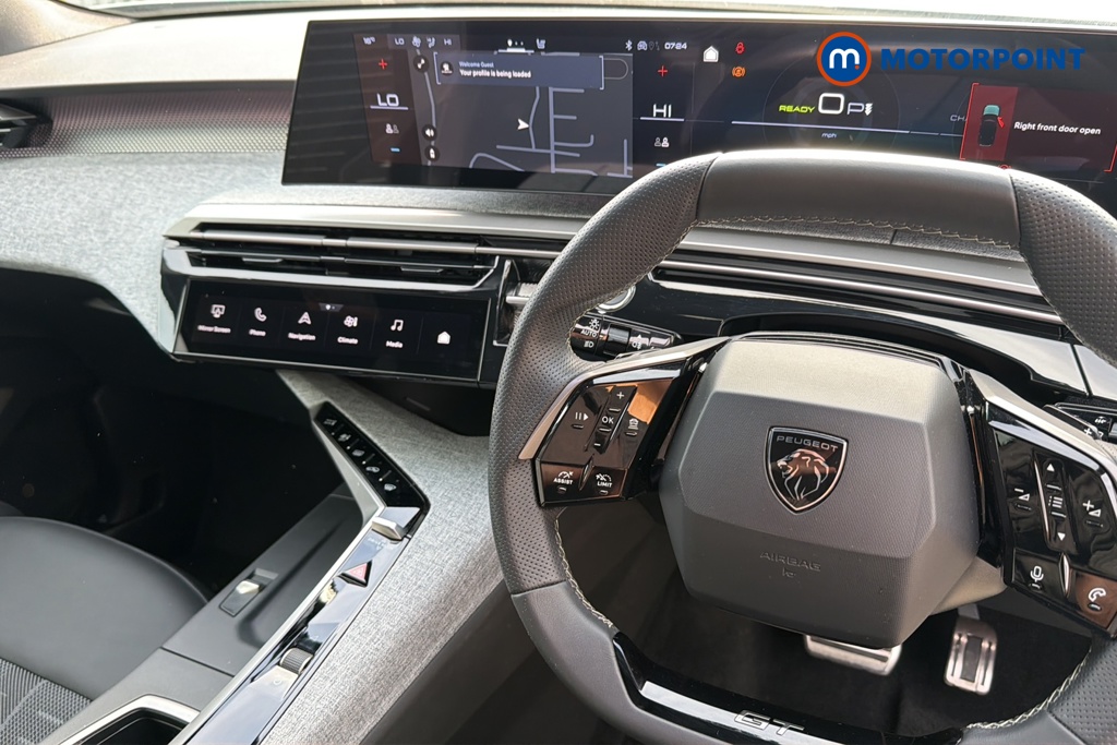 Peugeot 5008 GT Automatic Electric SUV - Stock Number (1644657) - 1st supplementary image