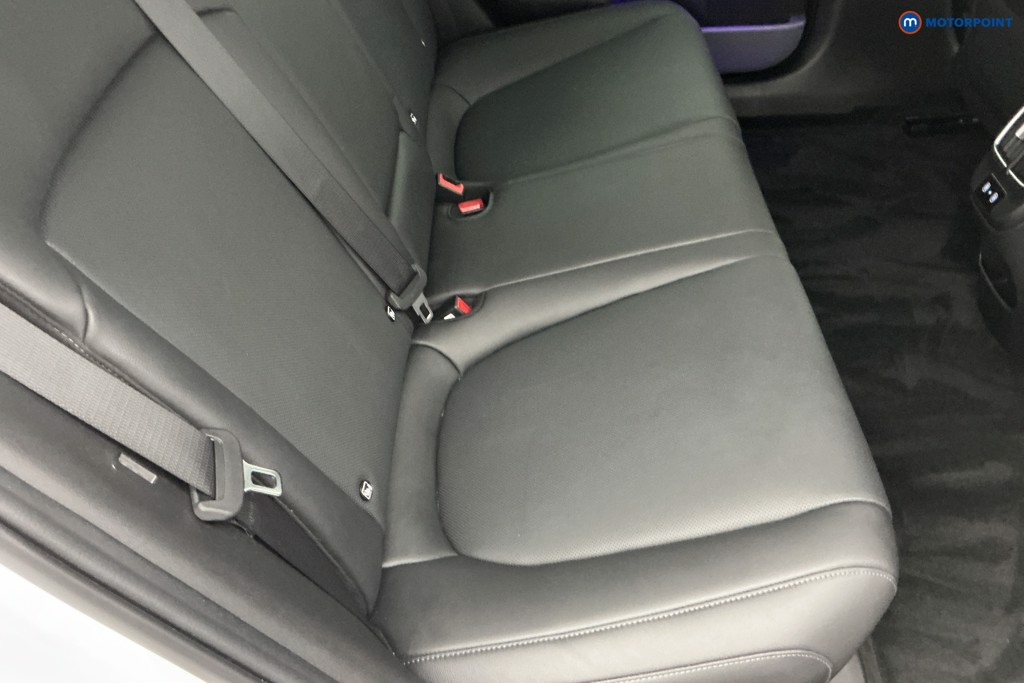 Hyundai Ioniq 6 Ultimate Automatic Electric Saloon - Stock Number (1644935) - 4th supplementary image