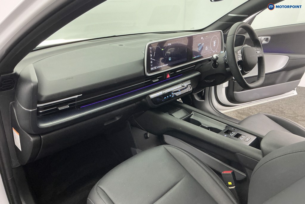 Hyundai Ioniq 6 Ultimate Automatic Electric Saloon - Stock Number (1644935) - 9th supplementary image